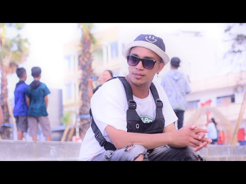 live koaLia tok Mai (coba katakanlah)