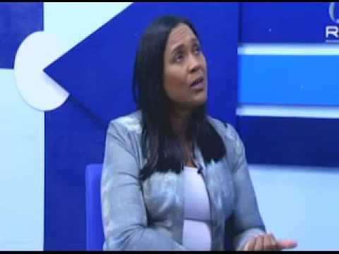 JOELDA HOLDER E SEU SOBRENOME  - Gente de Opinião