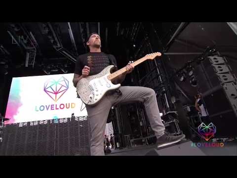 Mike Shinoda - Running From My Shadow (ft. Phoenix) (LoveLoud Festival 2018) HD
