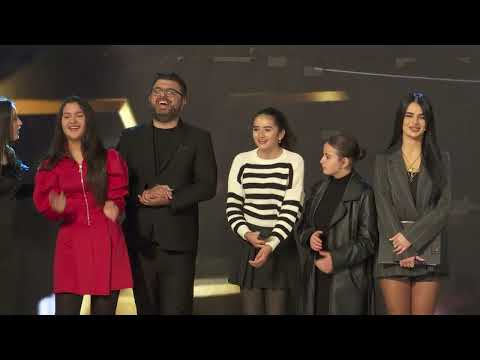 Albanian X Talent - Prinderit kendojn bashk me konkurentet