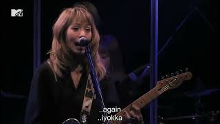 SCANDAL - Koisuru Universe (LIVE - Romaji &amp; English Subtitles)