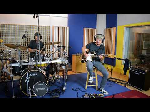 Keep Cool Daisy - Dreamers