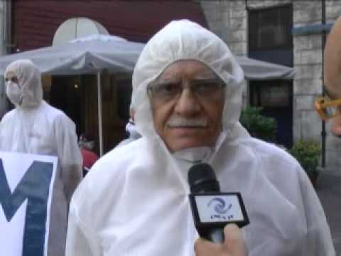 ONDA TG 1.08.2012 - COMITATI PROTESTA TUTA BIANCA E MASCHERINA