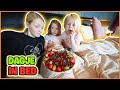 DAGJE iN BED MET DE MEiDEN | Bellinga Vlog #3031