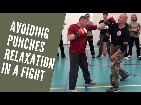 Avoiding punches relaxation in a fight - Russian martial arts IZVOR drills