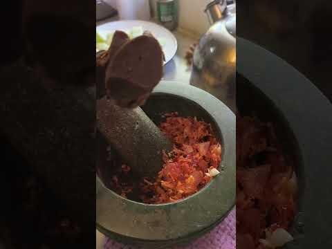 Sour curry with fried pork #evahome #DannySripinyoFamily