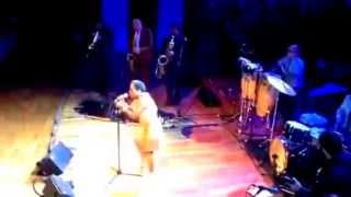 SHARON JONES People Don't Get What They Deserve (Barcelona
