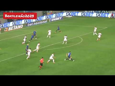 Cruzeiro vence São Paulo  Rafinha faz contra, e acaba com a sequência sem vitórias no Brasileirão