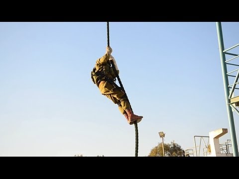 הצצה נדירה לאימון מדריכי הלוט"ר