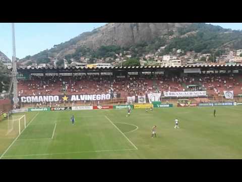 Olha, o asilo indo embora! Desportiva 4x1 Rio Branco