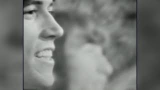 Bee Gees - Holiday