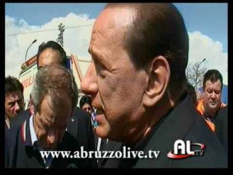 Terremoto L'Aquila : intervista esclusiva a Berlusconi -portate i bambini al mare!