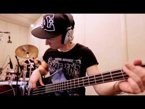 Sound Samples: Ennea INKY Bass + Mars FLY Padalka Guitars