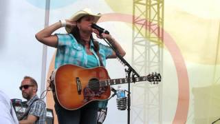 Terri Clark &quot;BTTD extra verse/ Northern Girl/Poor Poor Pitiful Me&quot;