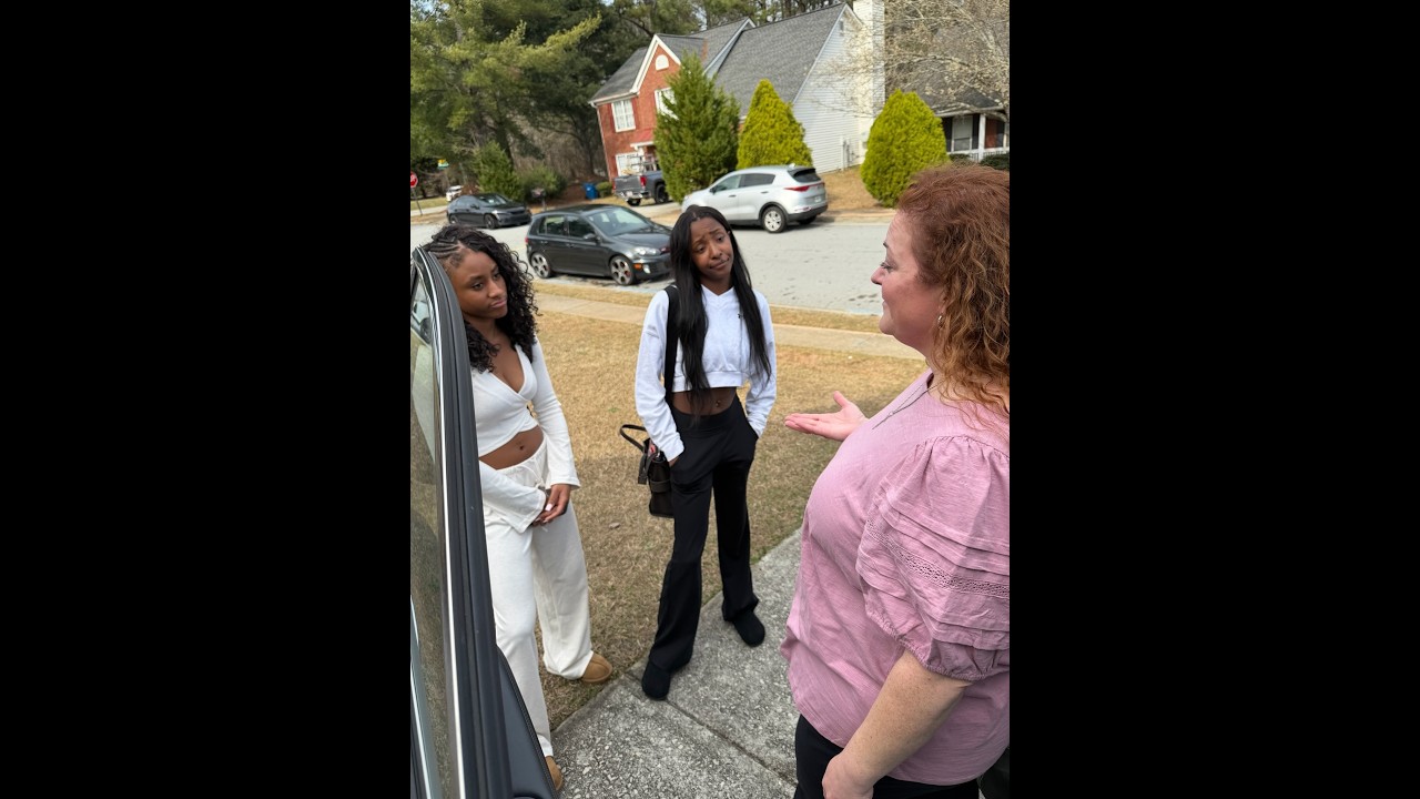 Bethany breaks the news to Brooke and Destiny that she changed her mind. Miami It’s up!