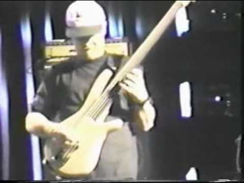 Gary Willis - Big Wave (Tribal Tech) - Bass Solo