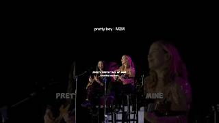 Download lagu Pretty Boy - M2M #m2m #prettyboy #shortsmusic #lyrics #livejakarta mp3