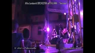 preview picture of video 'A' citta' e Pulecenella - ORCHESTRA all'ITALIANA  tributo Renzo Arbore 2015'