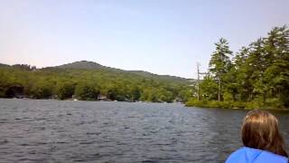 preview picture of video 'Bald Eagle taking a fish on Megunticook Lake in Camden, Maine'