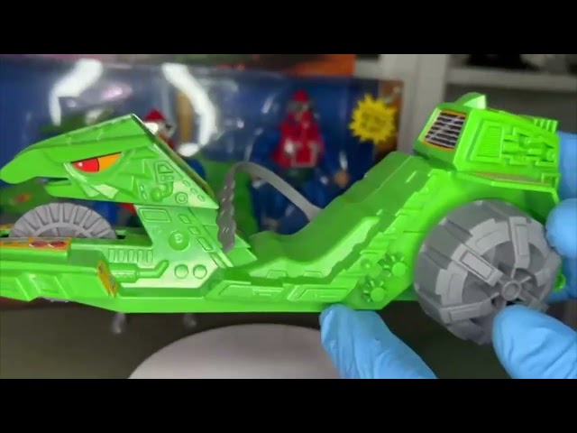 Vídeo relacionado con Masters of the Universe Masters del Universo MOTU Origins Ground Ripper con Mekaneck Figura de acción con vehículo y accesorios, juguete +6 años (Mattel HKM62)
