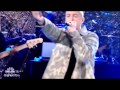 Eminem - Survival ft. Skylar Grey LIVE (Saturday ...