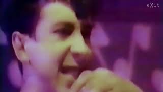 Soft Cell - Chips On My Shoulder (Music Video)