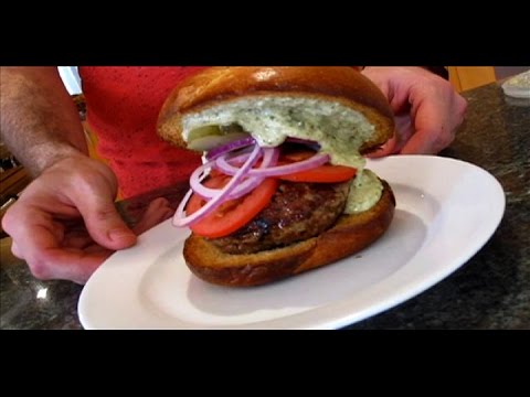 How to Cook a Great Lamb Burger