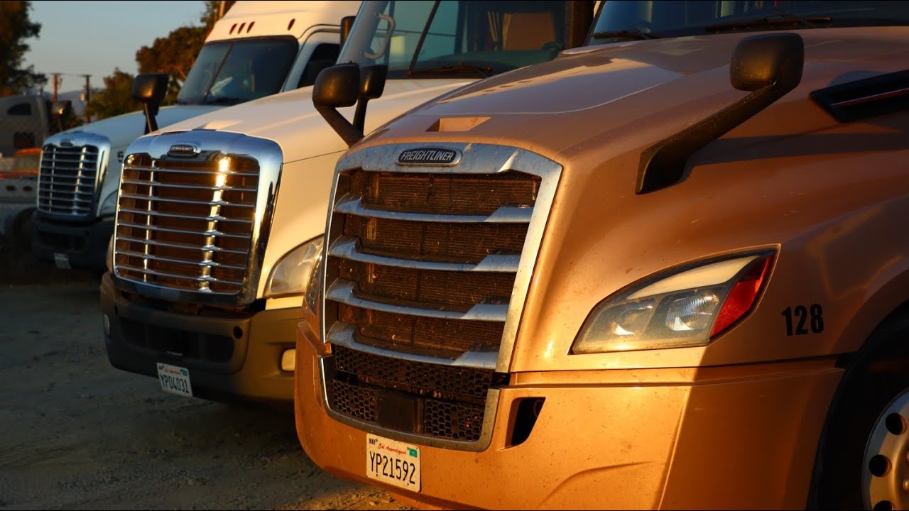 Freightliner Cascadia limpieza a los filtros DOC DPF  con el programa de detroit DDDL software dd15