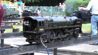 preview picture of video '71000-Sat 03-07-2010  + Urmston Model Engineering Society.mp4'
