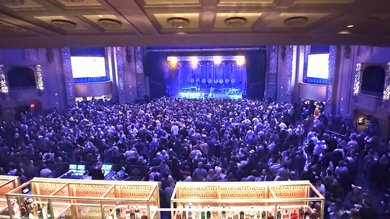 Brooklyn Paramount - inside the iconic theater venue hosting live performance concerts #brooklyn 