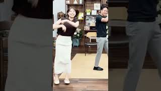 岡田桃佳アナ3 #ノースリーブ #ダンス #弾む