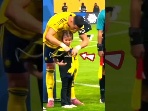 🤑Cristiano Ronaldo outfit Price 💯 #ronaldo#outfit#shortsoutfit#CR7 #fashion#viralshorts#fashionstyle