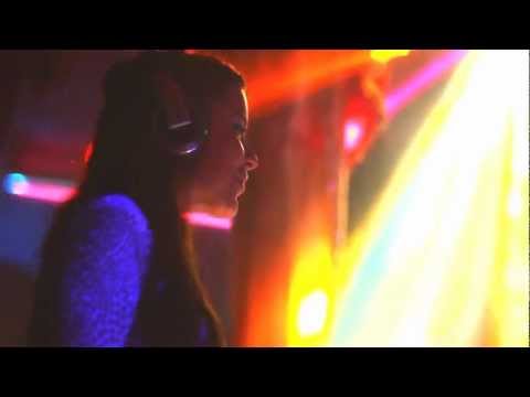Albina Mango - Opera Night Club [25.02.2012].mp4