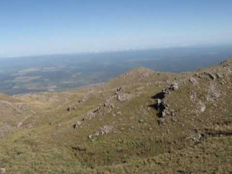 EL yoga nos permite lograr un equilibrio fisico/psiquico y espiritual; nos da otro punto de vista para enfrentar la vida. Los pr