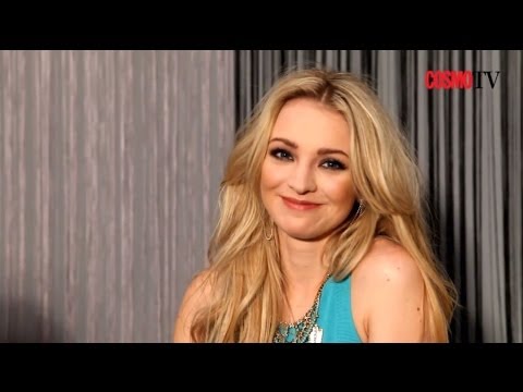 Basia Kurdej-Szatan w urodzinowej sesji Cosmopolitan