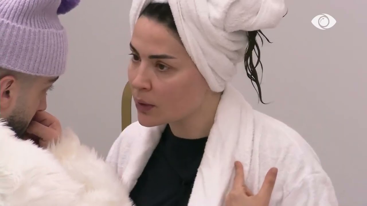 “Kur thashë treshe pse nuk…”/ Rozana bisedon me Gjestin