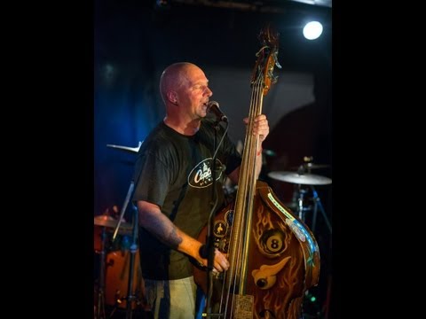 Bessie and the Zinc Buckets - Smash Ya Pastie - Bubbles