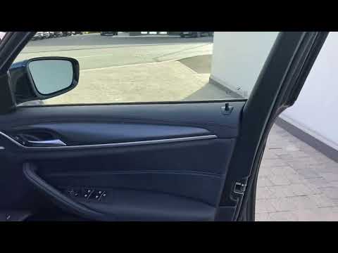 BMW 5 Series 520d M Sport Saloon - Image 2