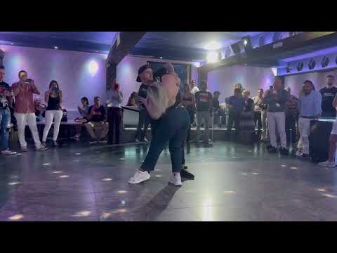 Vizcaino y MCarmen (Más yo si me enamoré - @GrupoExtra ) Workshop Atrevete