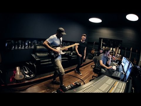 Madsonik, Kill the Noise, Tom Morello - 'Divebomb' Behind the Scenes