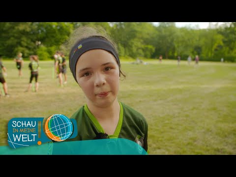 Elèna auf der Jagd nach dem goldenen Schnatz | Schau in meine Welt! | Mehr auf KiKA.de