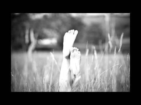 Kostas Smoriginas - Guliu žolėj