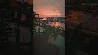 Download lagu sunrise pantai, selamat pagi dunia #shorts #pantai #mantai #senja #senjaindah mp3