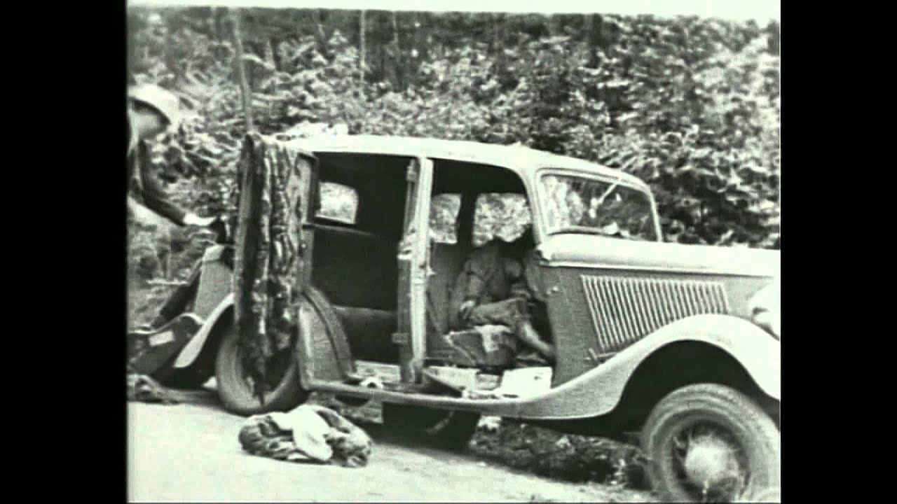 Bonnie and Clyde ambush re-enactment