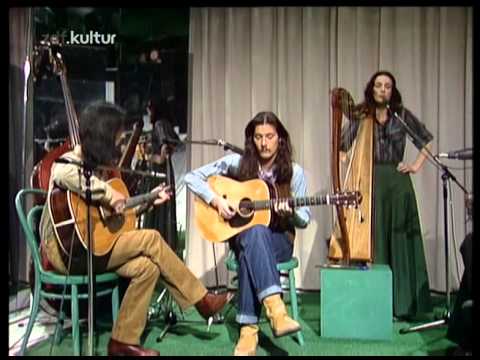 Clannad - various songs 1978 (Live on TV) Mo Mháire, dTigeas A Damhsa, Siúil A Rún﻿