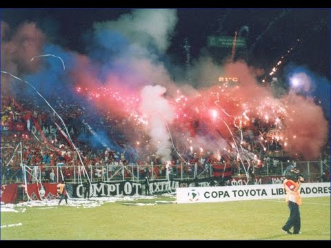 "Toda una vida REXIXTIENDO junto a vos - 2Âª Parte  (2003)" Barra: Rexixtenxia Norte • Club: Independiente Medellín