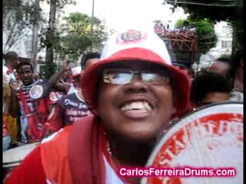 Bateria  Medalha de Ouro do G.R.E.S. Estácio de Sá 2010  - Vou Festejar, Maracana, De Bar Em Bar