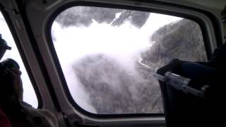 preview picture of video 'Helicopter ride - Franz Josef Glacier'