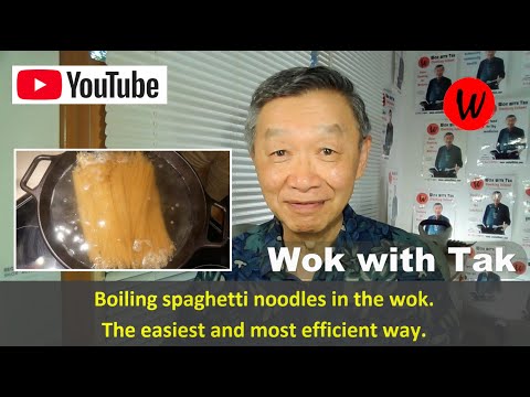 Boiling spaghetti noodles in the wok. The easiest and most efficient way.