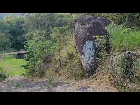 Pedra do Peão em Sapucaí-Mirim - MG #turismo #natureza #lugares #minasgerais